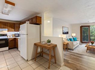 189 Littleton Rd UNIT 22, Chelmsford, MA 01824