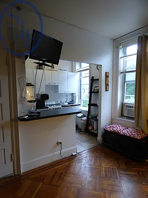 Rented by Suzanne J. Forrester Real Estate Brokerage LLC | media 11