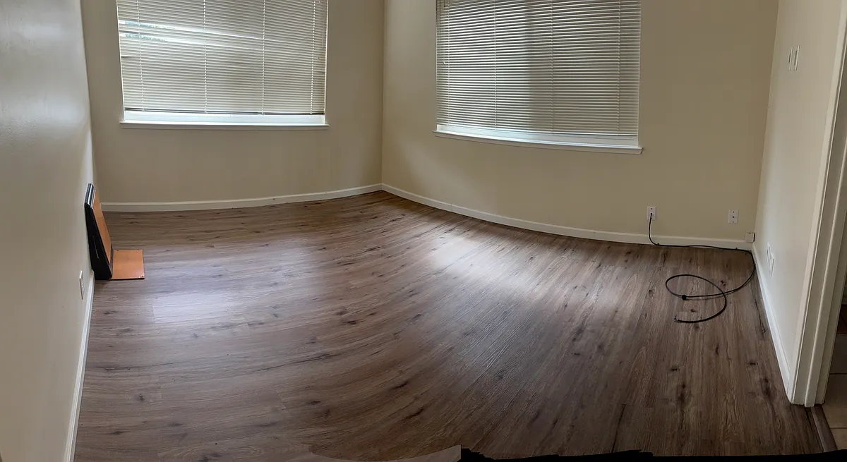 Building Photo - 976 Karol Way #1