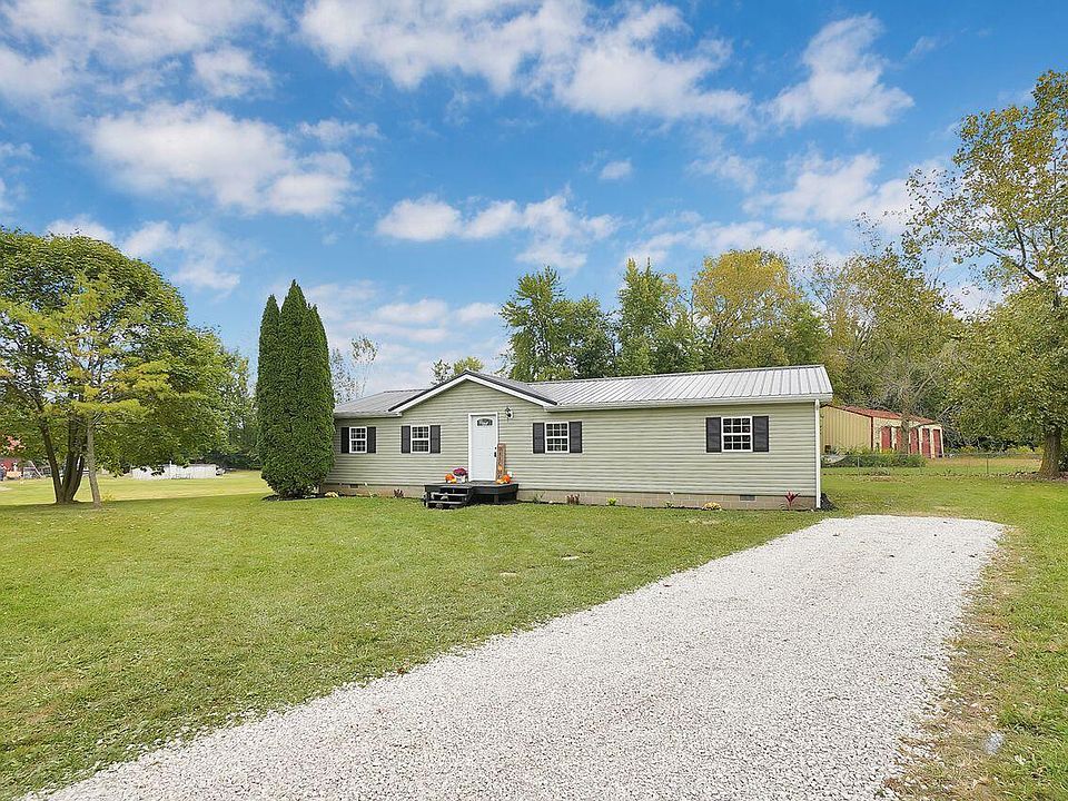 17 N East St, New Holland, OH 43145 Zillow