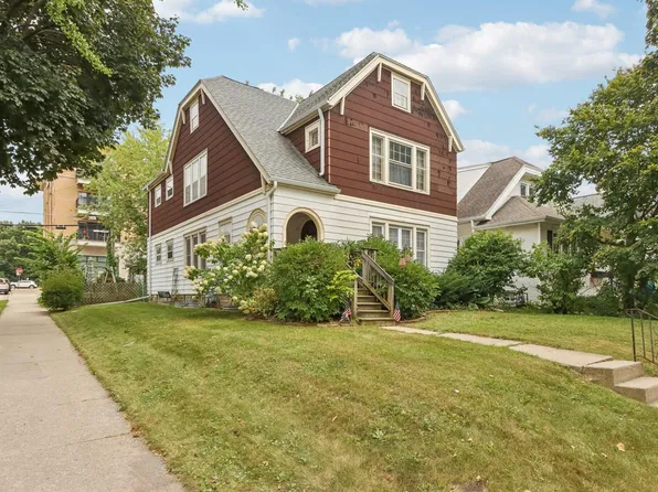 4480 North Bartlett AVENUE #4482, Shorewood, WI 53211