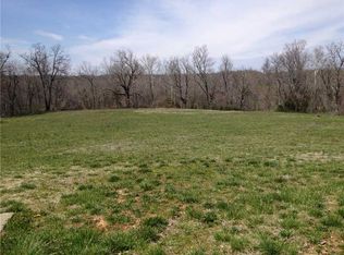 Logan Rd, Siloam Springs, AR 72761