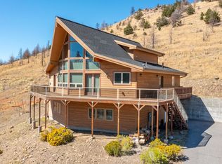 5716 Palmer Dr, Weed, CA 96094