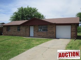 107 Martha Dr, Holdenville, OK 74848