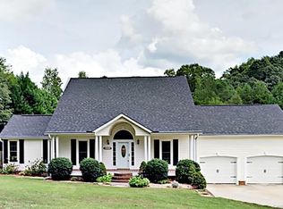 826 Tranquil Knoll Ln, York, SC 29745