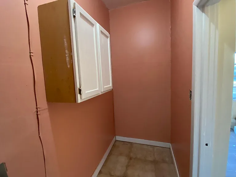 3211 Iantha St — Photo 7