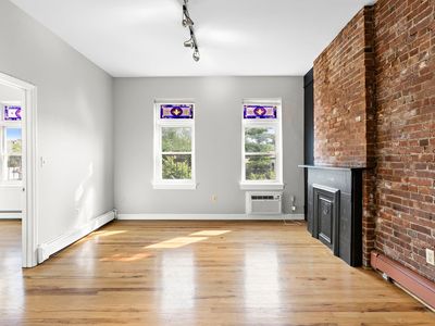 207 14th St APT 4R, Hoboken, NJ, 07030