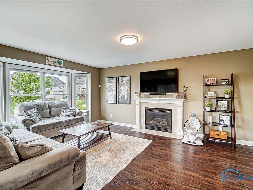 1713 Horseshoe Bend Dr, Perrysburg, OH 43551 Zillow