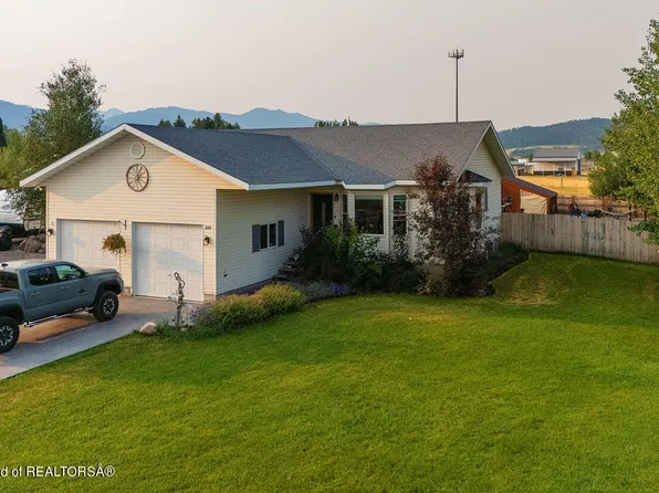 200 A St, Bedford, WY 83112