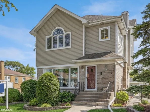 3335 Vernon Ave, Brookfield, IL 60513