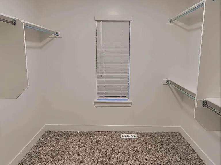 3165 S 350 W — Photo 15