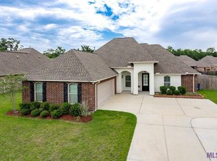 4376 Bayou Plantation Dr, Addis, LA 70710