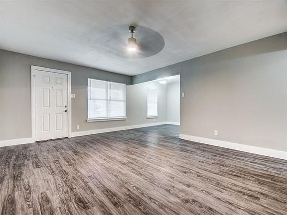 3rd image of 3032 Tudor Ln