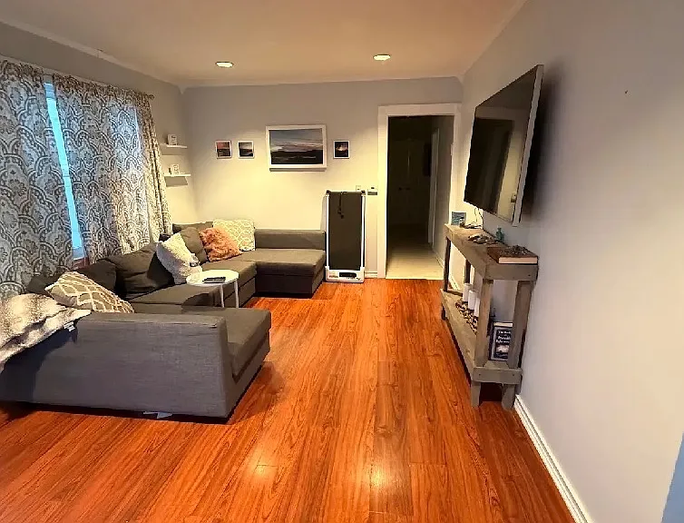 41 Indiana Ave #2 — Photo 3