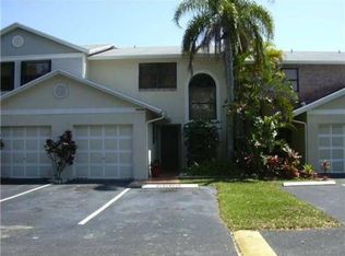 10580 NW 6th St, Pembroke Pines, FL 33026