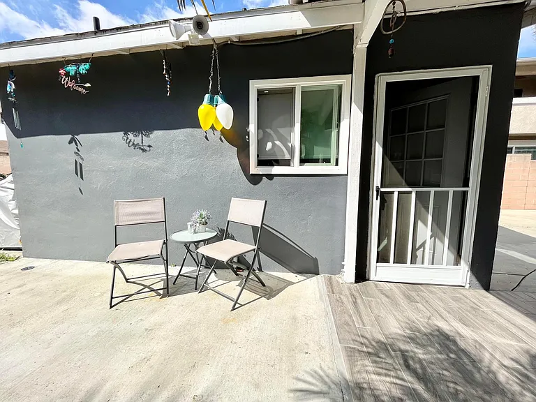 9550 Mayne St #B — Photo 5