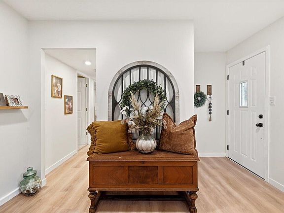 4th image of 2644 Avenue G