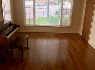 2801 N 52nd St APT 1, Omaha, NE 68104