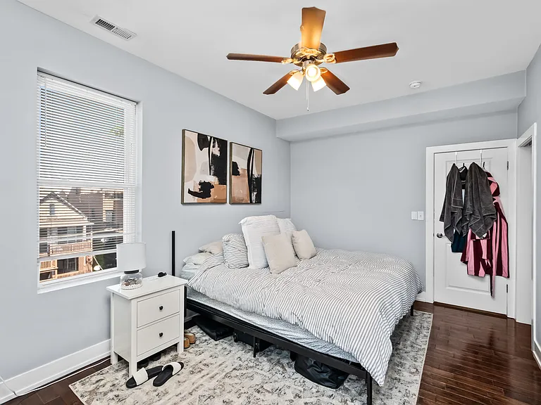 1320 W Chestnut St #3 — Photo 9