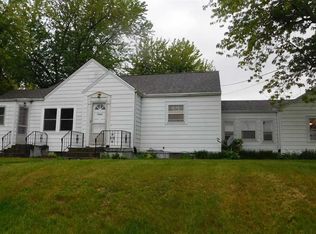 6785 Michigan Rd N, Plymouth, IN 46563