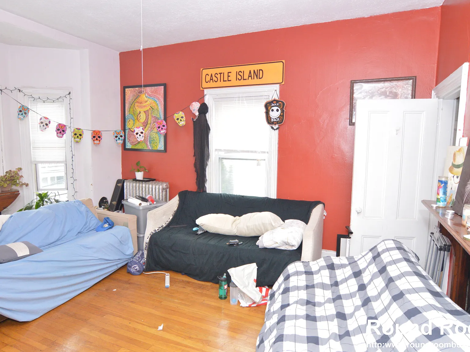 3 bed, 1000 sqft, $2,500 — Photo 2