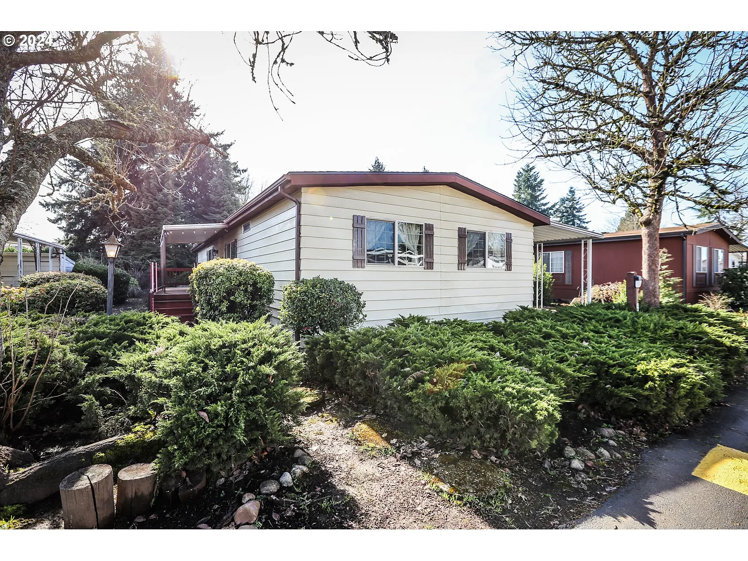 1400 Candlelight Dr #240 photo 1