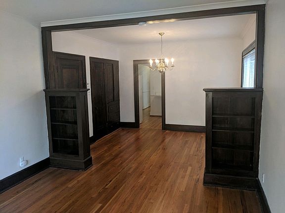 4th image of 809 Beaconsfield Ave