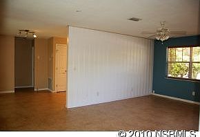 3rd image of 707 Evergreen St