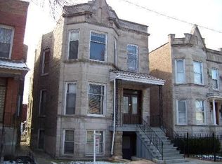 2712 N Albany Ave, Chicago, IL 60647