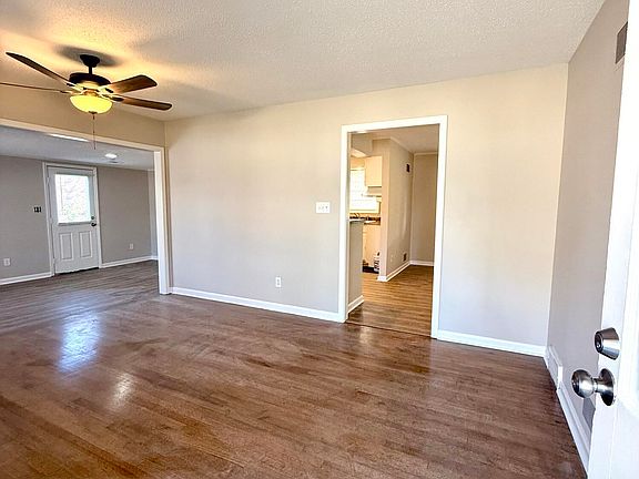 3rd image of 7146 Carrolton Dr W