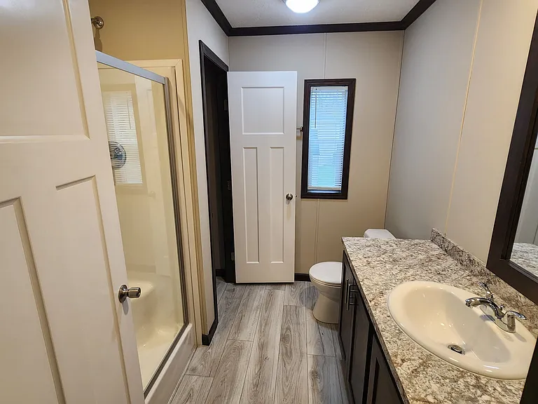 Belle Villa Lake — Photo 29