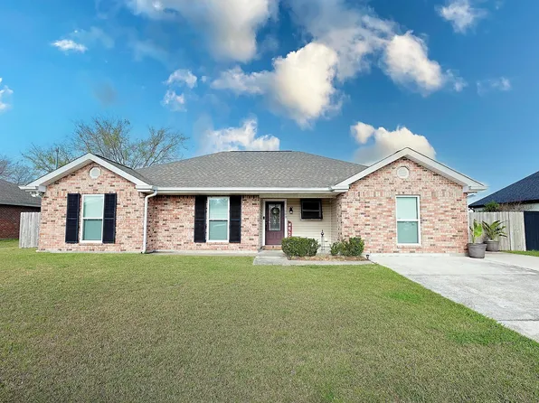 1202 Renee Dr, Thibodaux, LA 70301