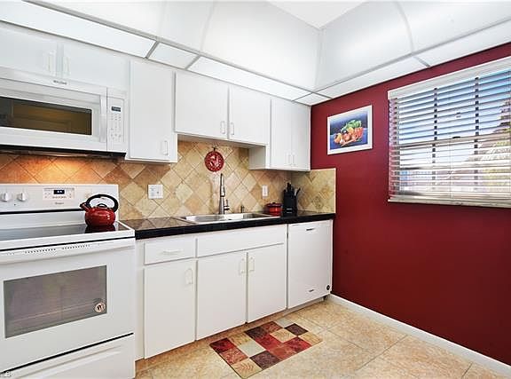 3rd image of 6731 Panther Ln #1