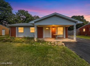 168 Valley Rd, Louisville, KY 40229