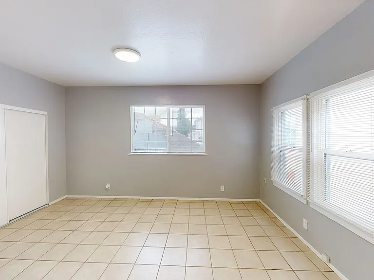 2308 Foothill Blvd — Photo 9