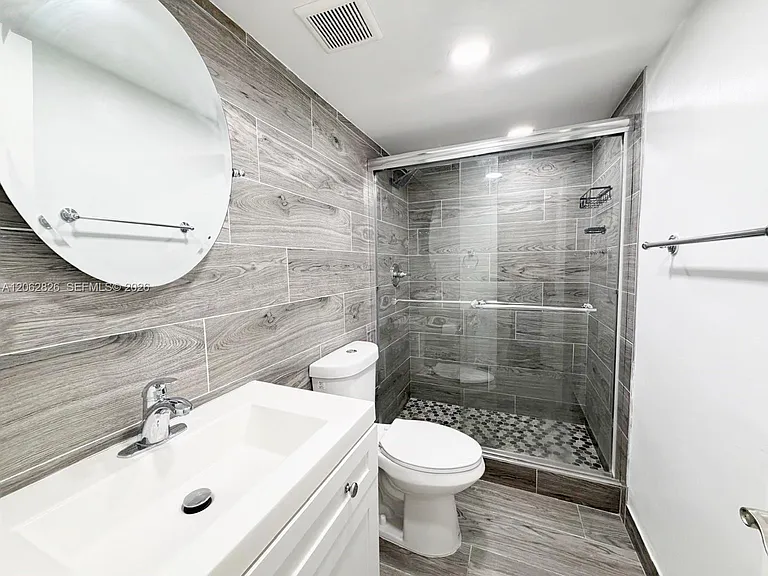 20681 NE 4th Pl #101 — Photo 10
