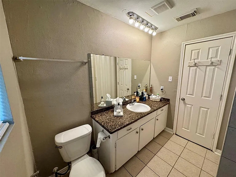 5218 Willowbend Blvd — Photo 16