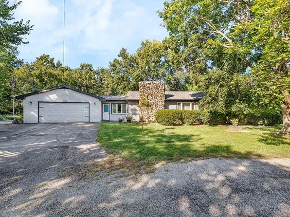 25641 S Oakview Ct, Channahon, IL 60410