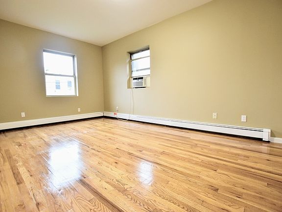 5th image of 22-27 33rd St #1B