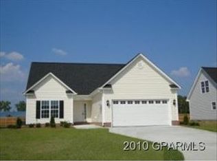 3204 Pacolet Dr, Greenville, NC 27834