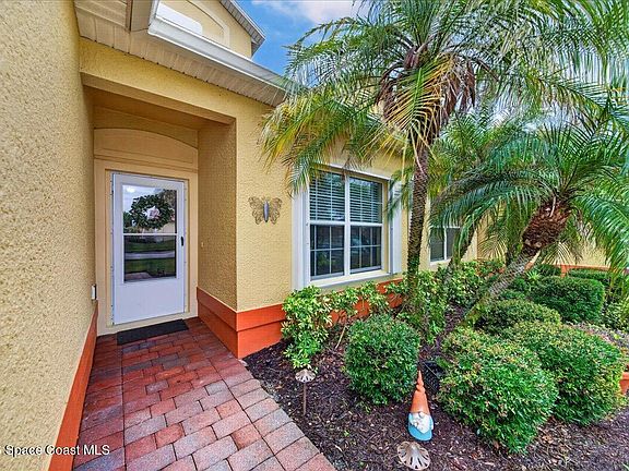 5th image of 2999 Vallejo Way