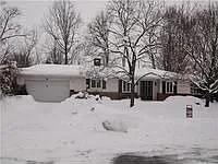 920 McAuliffe Pl photo 1