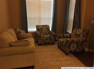 7264 Wind Dr, Olive Branch, MS 38654