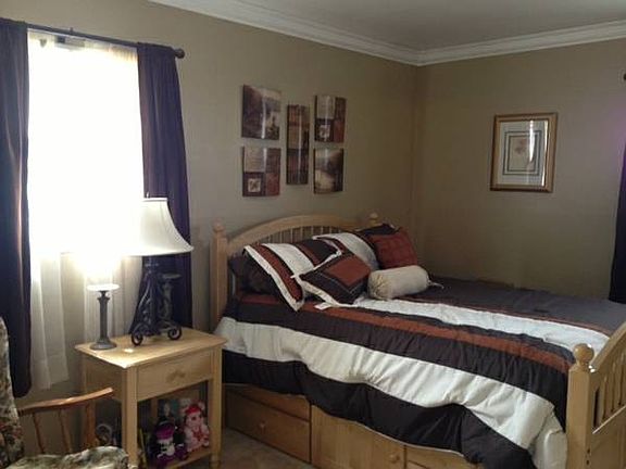 5th image of 22 Linden St