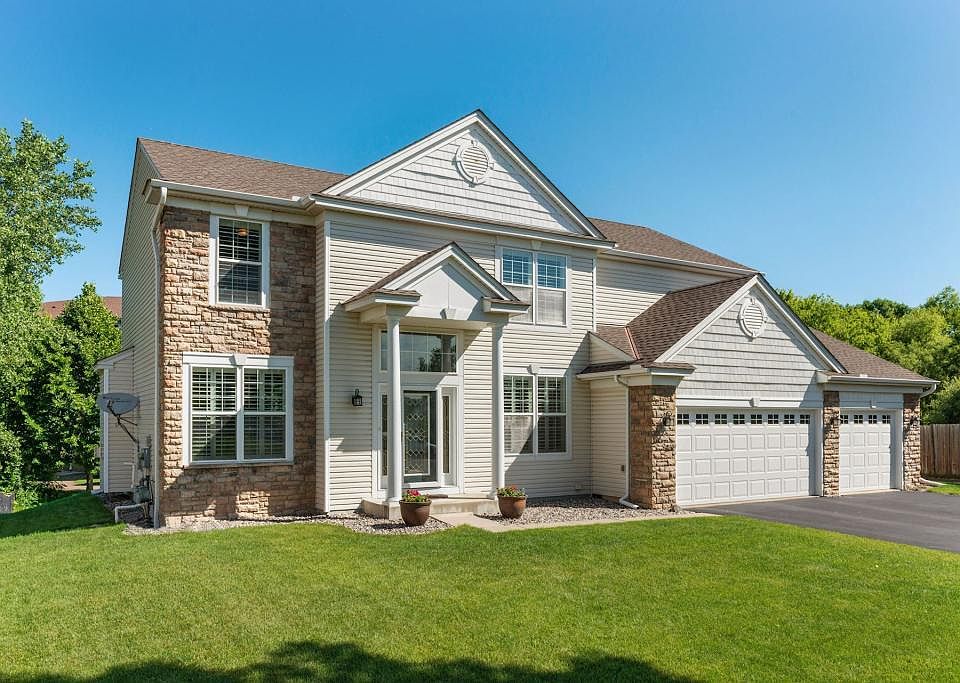 1st image of 930 Earley Lake Pl