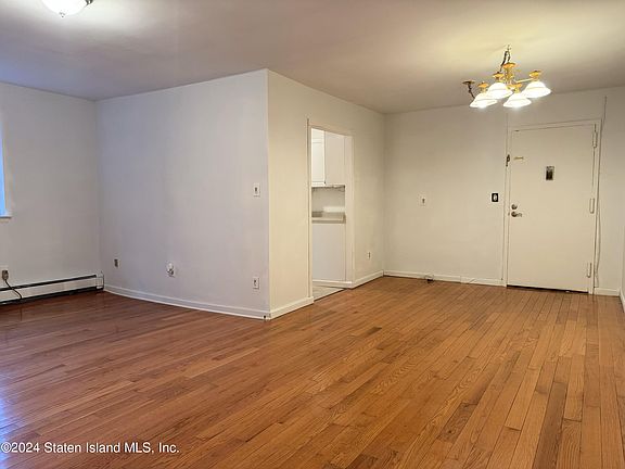 3rd image of 396 Maryland Ave APT 1D