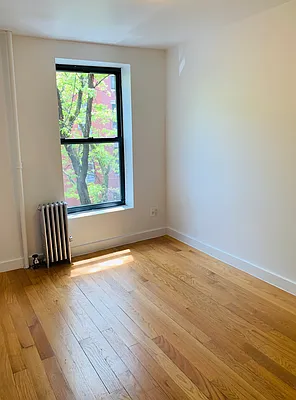 Rented by REAL New York | media 9