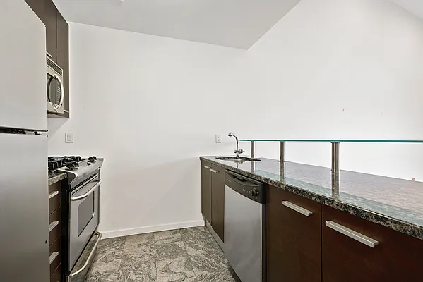 Sold by Berkshire Hathaway HomeServices New York Properties | media 4