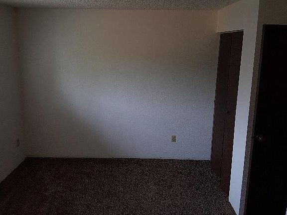 4th image of 2123 Soroya Ct SW