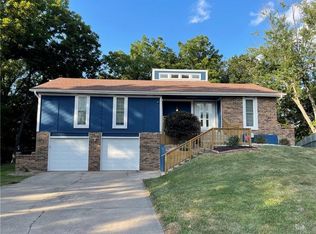 1004 SW 23rd St, Blue Springs, MO 64015